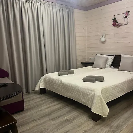 Guest house фенікс *