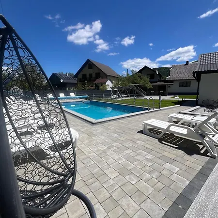 Guest house фенікс Yaremche