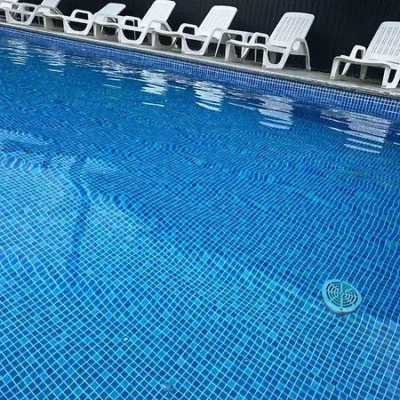 게스트하우스 фенікс *