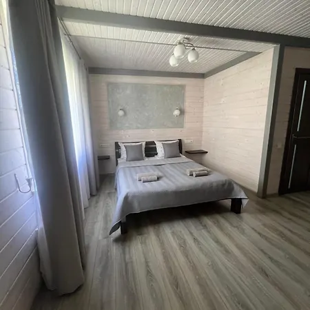 фенікс 게스트하우스 야렘체